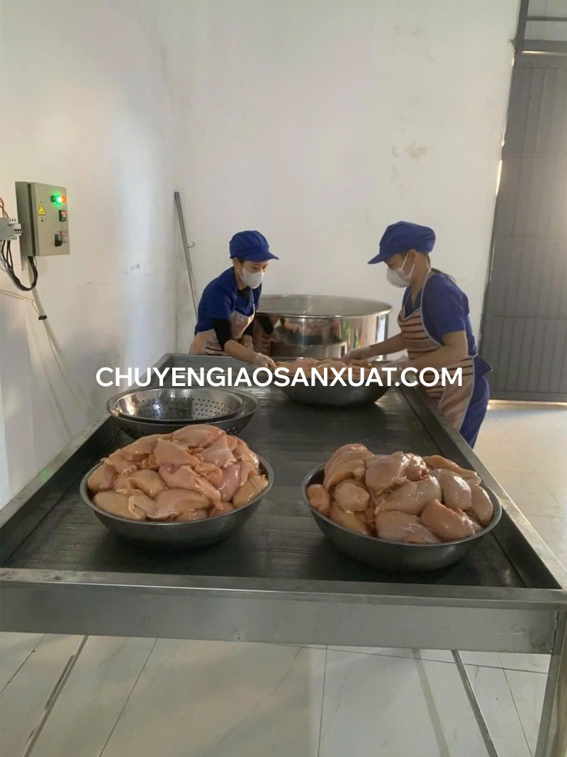 Giải pháp cân đối ức gà để sản xuất chà bông khô gà